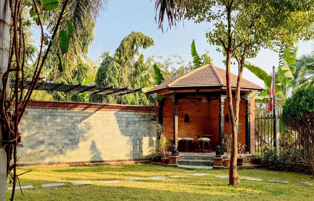 רומינדיי Hotel Ananda Inn מראה חיצוני תמונה