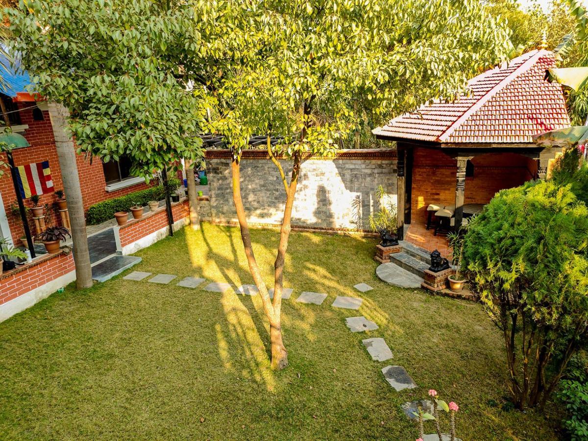 רומינדיי Hotel Ananda Inn מראה חיצוני תמונה