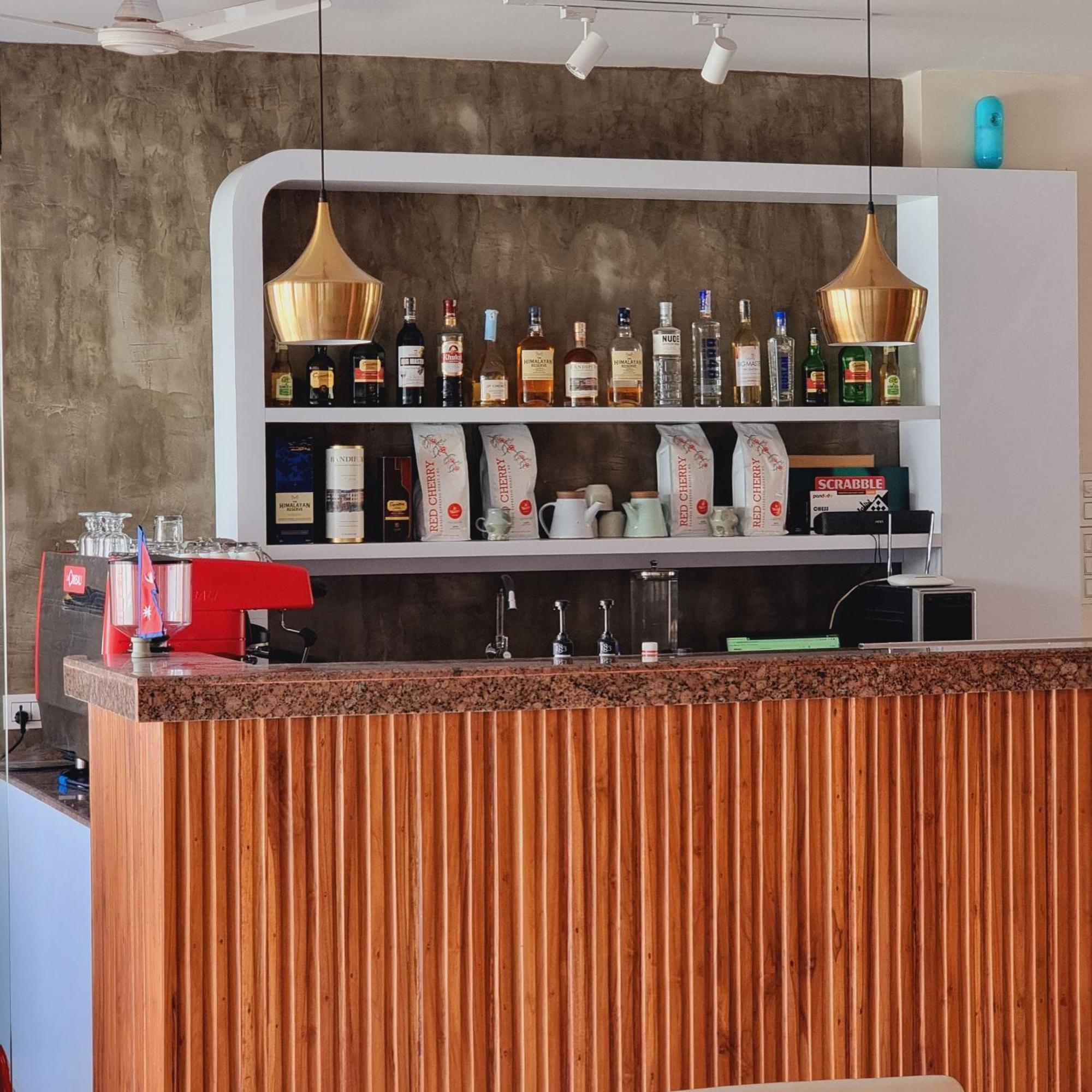 רומינדיי Hotel Ananda Inn מראה חיצוני תמונה