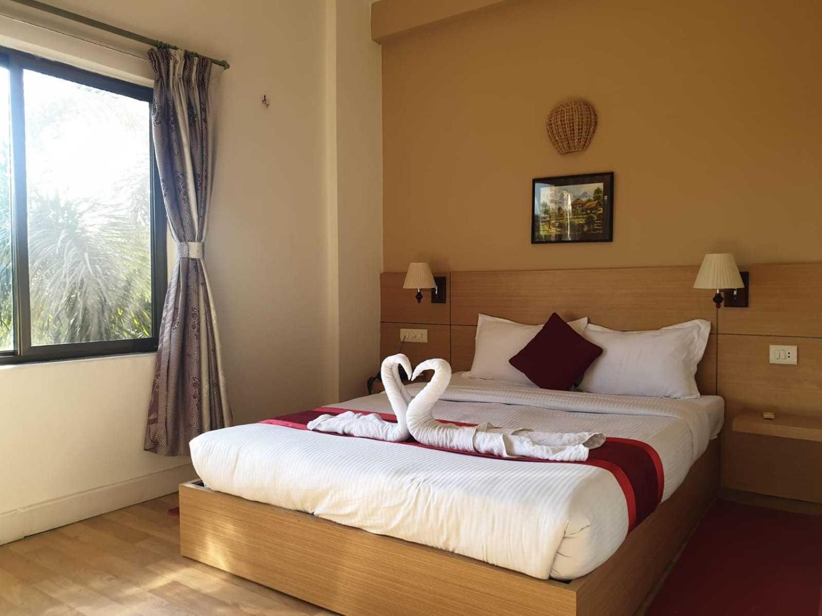 רומינדיי Hotel Ananda Inn מראה חיצוני תמונה