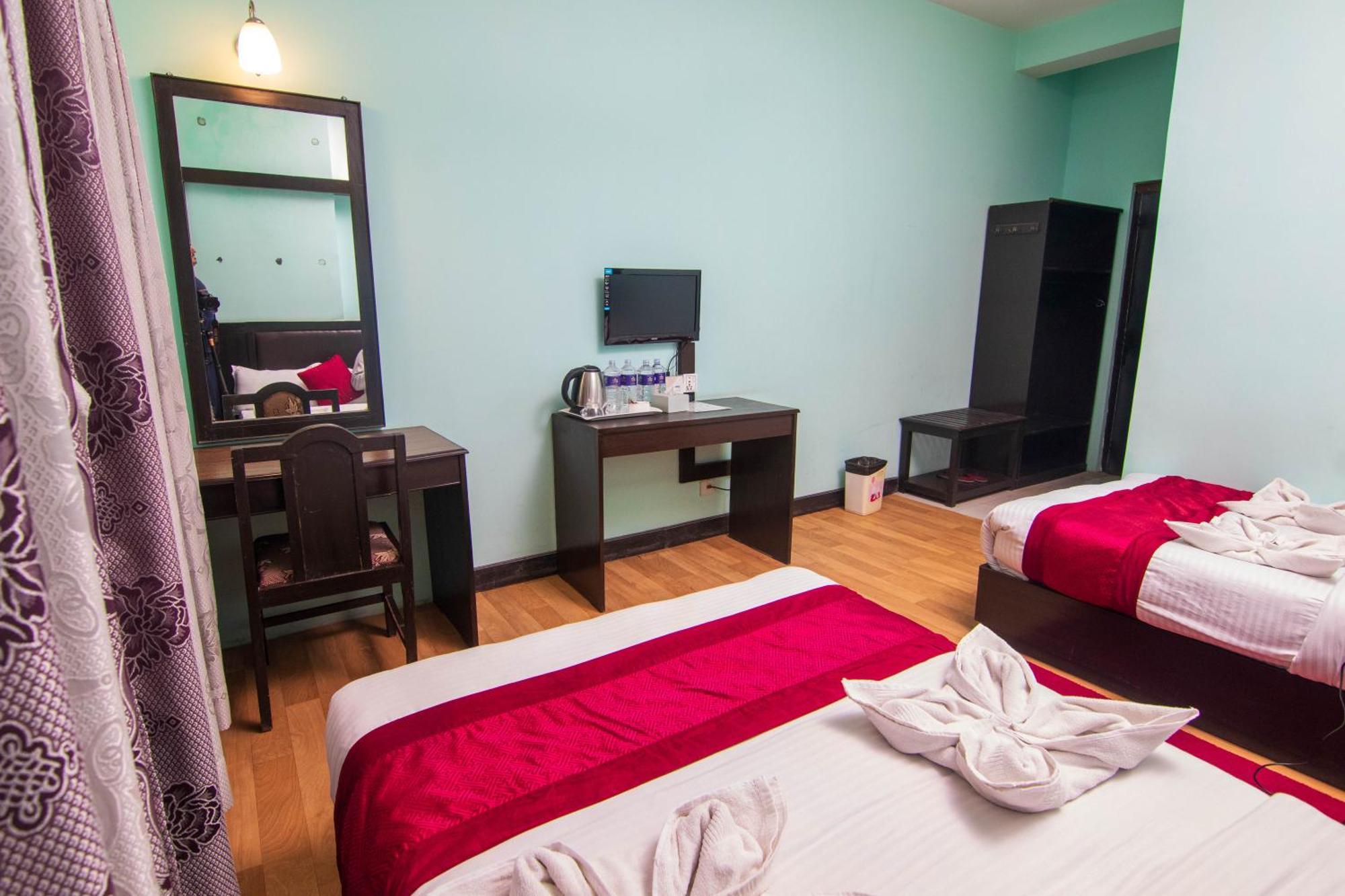 רומינדיי Hotel Ananda Inn מראה חיצוני תמונה